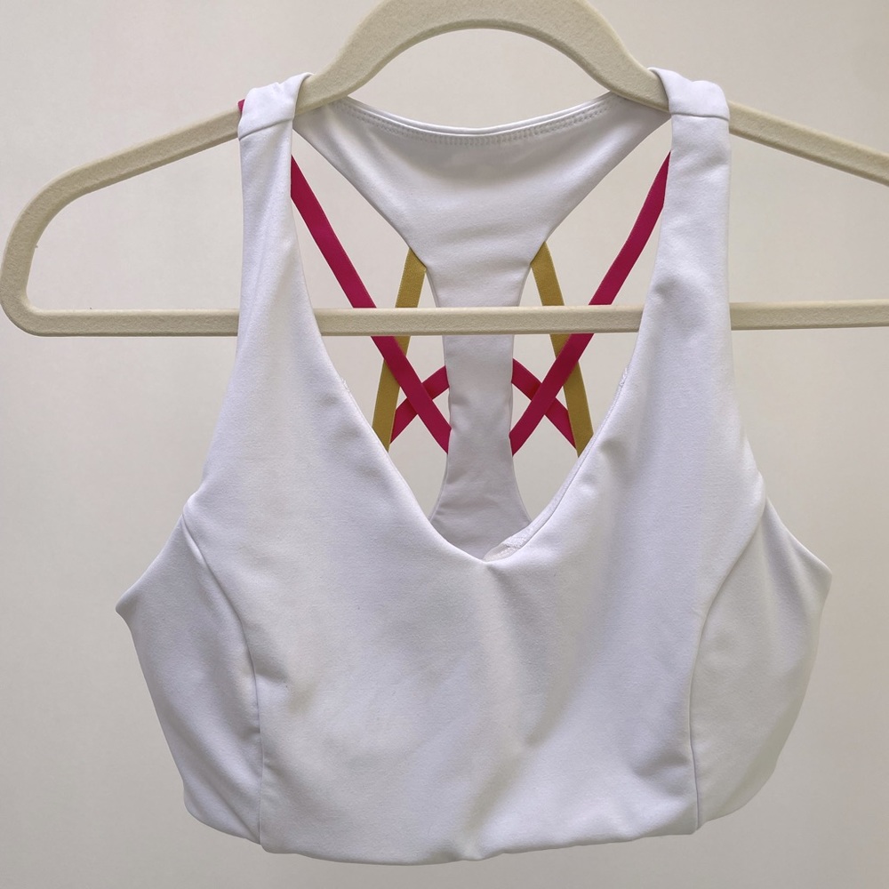 Fabletics White Sports Bra (M)